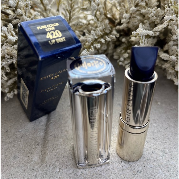 NIB - Estée Lauder - Pure Color Love 420 Up Beet Lipstick - Picture 3 of 3